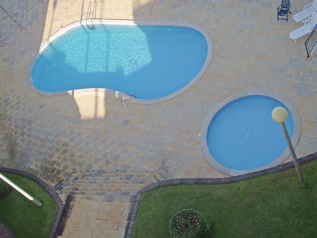 Atlantic Ocean & Pool Apartment Figueira da Foz Room photo